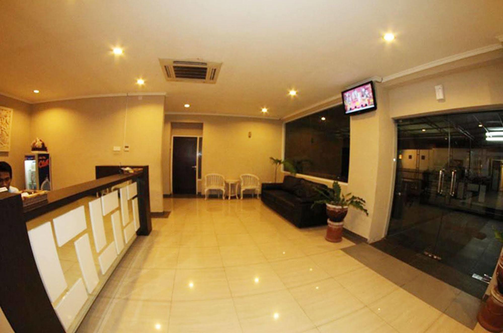 Saimai Residence กูตา ภายนอก รูปภาพ