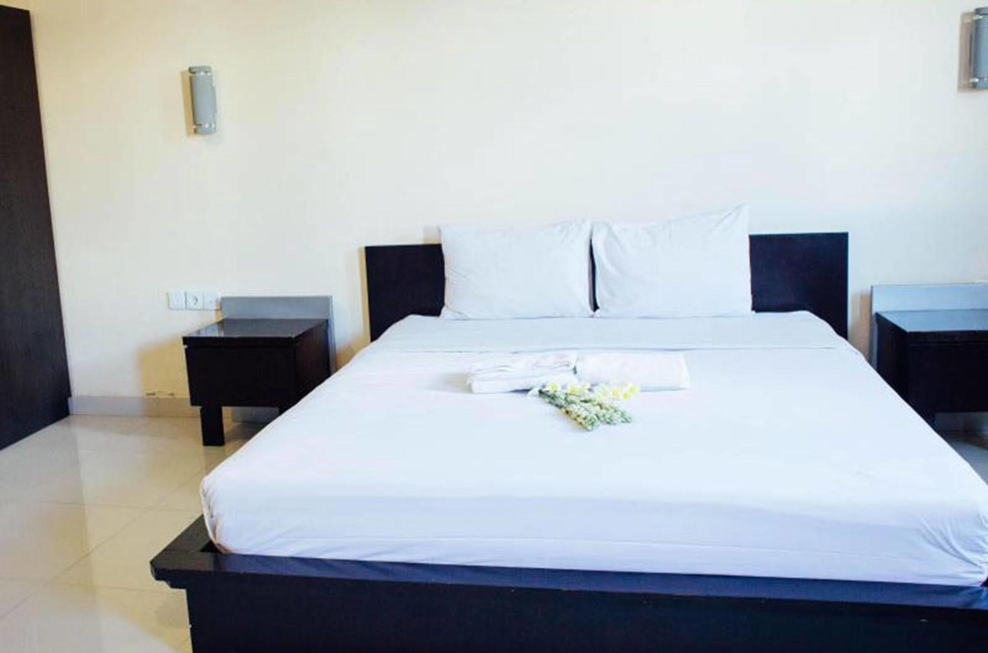 Saimai Residence กูตา ภายนอก รูปภาพ