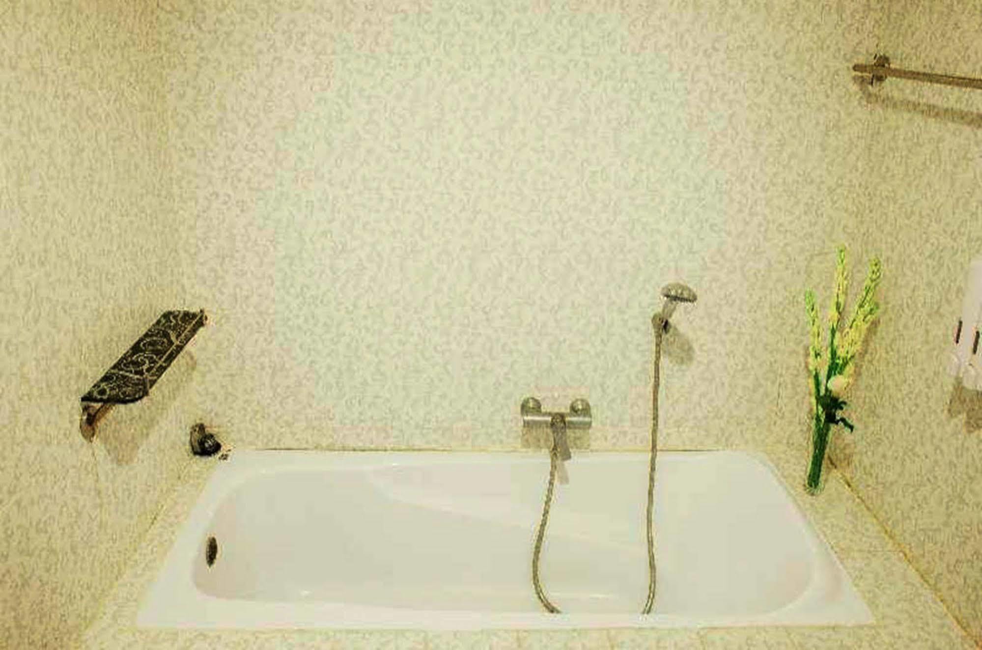 Saimai Residence กูตา ภายนอก รูปภาพ